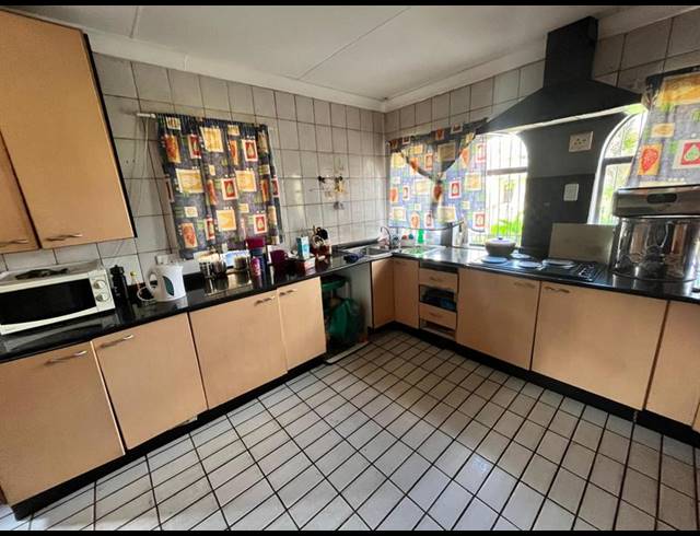 2 BEDROOM HOUSE FOR SALE IN GEDULD